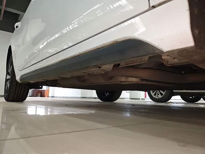 BYD Destroyer 05 2024 2024款 荣耀版 DM-i 120KM 豪华型