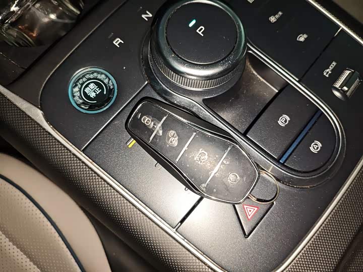 BYD Destroyer 05 2024 2024款 荣耀版 DM-i 120KM 豪华型