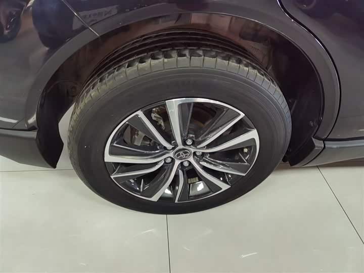 Toyota Harrier 2022 2022款 双擎 2.5L CVT两驱豪华版