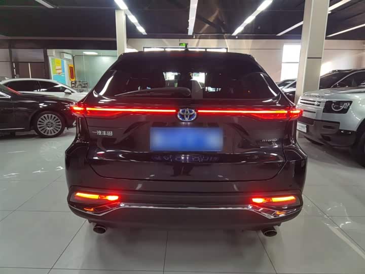 Toyota Harrier 2022 2022款 双擎 2.5L CVT两驱豪华版