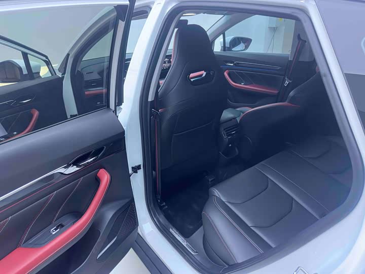 Geely Emgrand GS 2021 2021款 1.4T CVT尊贵型