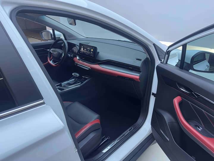 Geely Emgrand GS 2021 2021款 1.4T CVT尊贵型