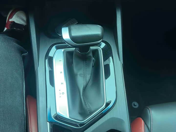 Geely Emgrand GS 2021 2021款 1.4T CVT尊贵型