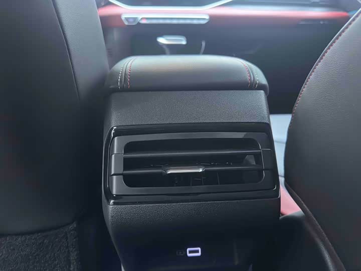 Geely Emgrand GS 2021 2021款 1.4T CVT尊贵型