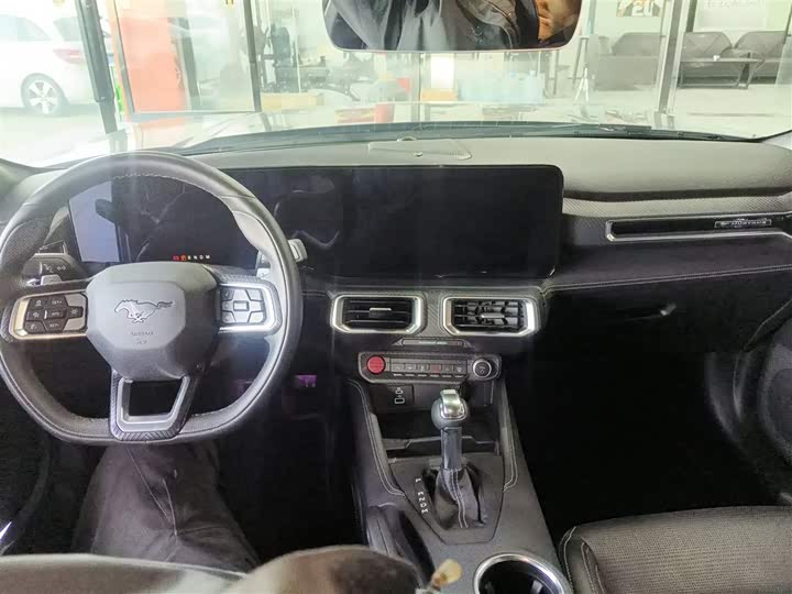 Ford Mustang 2024 2024款 2.3T EcoBoost 硬顶性能版