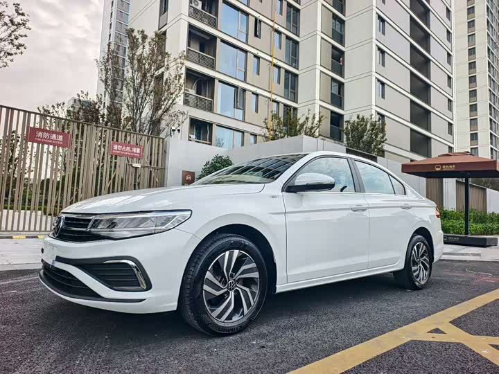 Volkswagen Bora 2025 2025款 200TSI DSG悦行导航版