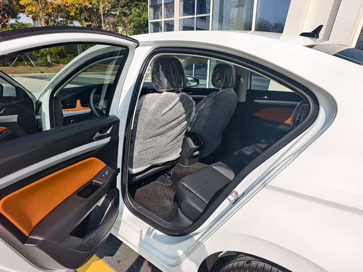 Volkswagen Bora 2025 2025款 200TSI DSG悦行导航版