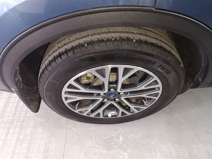 Ford Escape 2020 2020款 EcoBoost 245 两驱聪慧悦享款