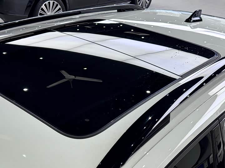 Volkswagen Tharu 2025 2025款 新锐 300TSI 锐享版