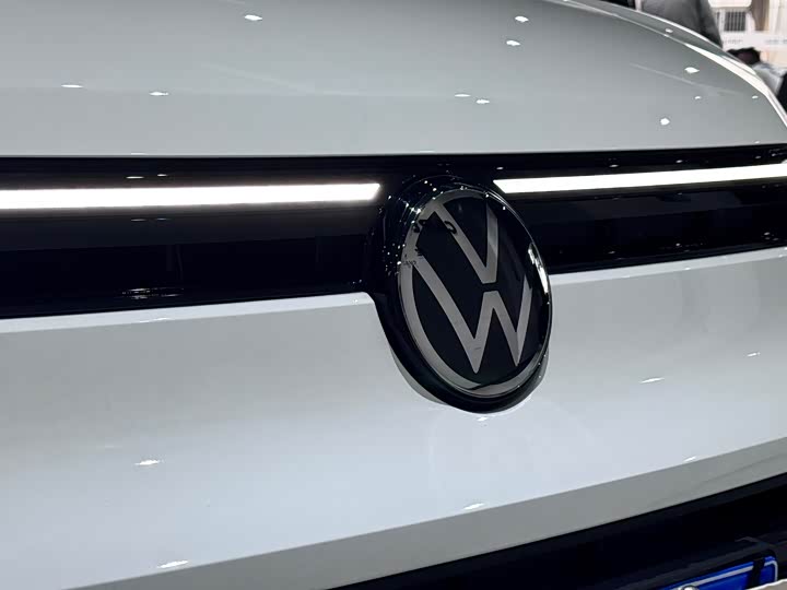 Volkswagen Tharu 2025 2025款 新锐 300TSI 锐享版