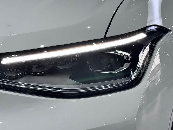 Volkswagen Tharu 2025 2025款 新锐 300TSI 锐享版