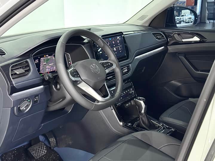 Volkswagen Tharu 2025 2025款 新锐 300TSI 锐享版