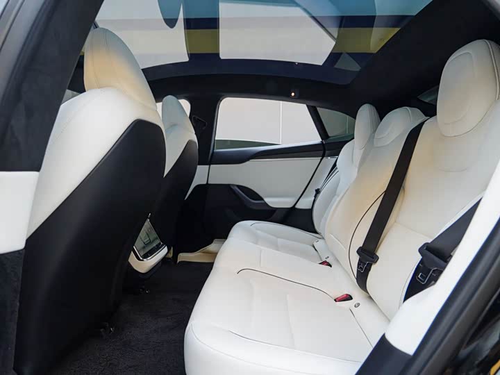 Tesla Model S 2023 2023款 三电机全轮驱动 Plaid版