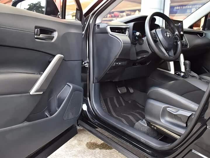 Toyota Corolla Cross 2024 2024款 2.0L 精英版