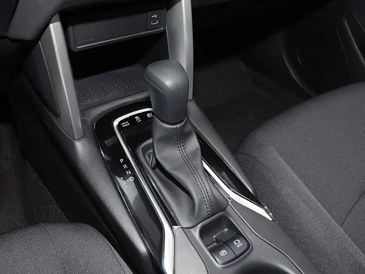 Toyota Corolla Cross 2024 2024款 2.0L 精英版