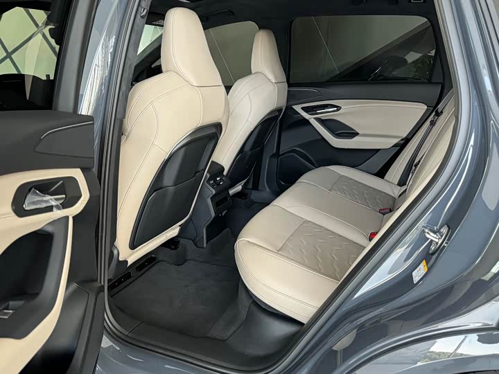 Audi Q6L e-tron 2026 2026款 超长续航版