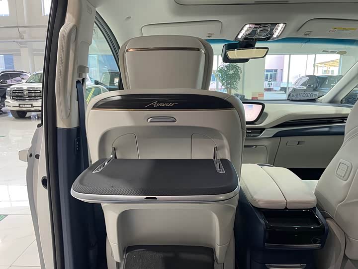 Buick GL8 Century 2025 2025款 2.0T 七座蕴世版