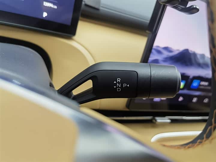 Geely Galaxy Starship 7 2025 2025款 120km 探索+版