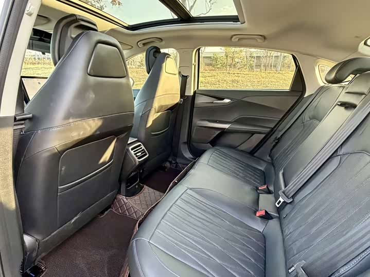 Changan Yida 2023 2023款 蓝鲸NE 1.5T GDI DCT旗舰型