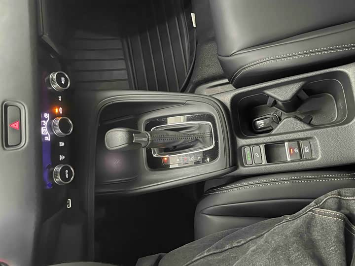 Honda XR-V 2023 2023款 1.5L CVT热力版