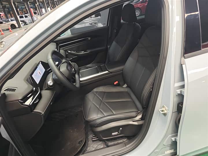 Geely Galaxy L6 2024 2024款 125km PLUS 龙腾版