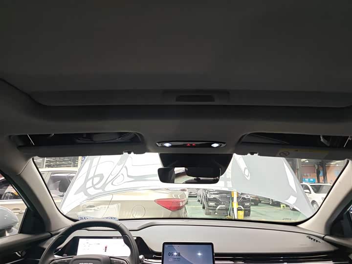 Geely Galaxy L6 2024 2024款 125km PLUS 龙腾版