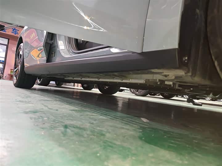 Geely Galaxy L6 2024 2024款 125km PLUS 龙腾版