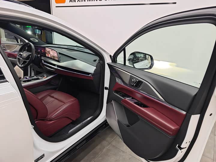 Cadillac XT5 2025 2025款 2.0T 铂金型