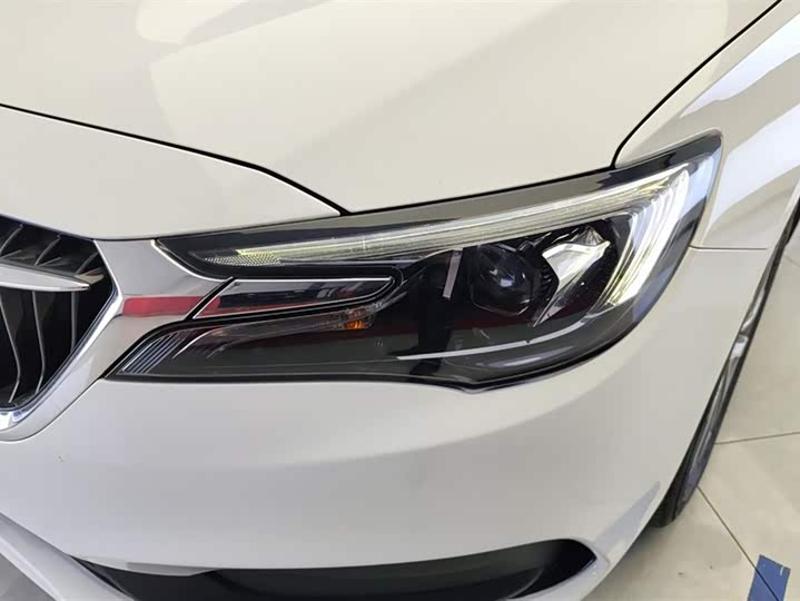 Buick GL6 2021 2021款 323T 轻混动互联豪华型