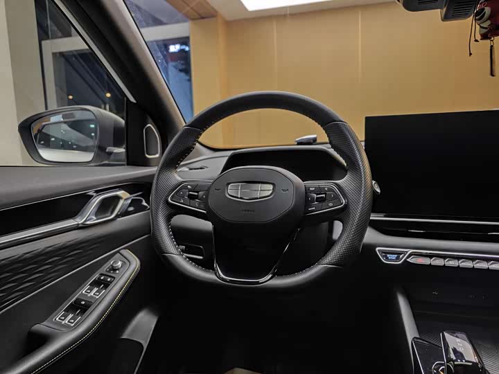 Geely Coolray 2025 2025款 缤越L 1.5TD DCT 星耀