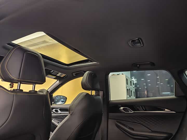 Geely Coolray 2025 2025款 缤越L 1.5TD DCT 星耀