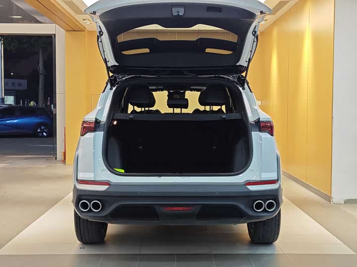 Geely Coolray 2025 2025款 缤越L 1.5TD DCT 星耀