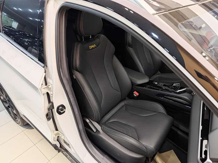 Geely Coolray 2025 2025款 缤越L 1.5TD DCT 星耀