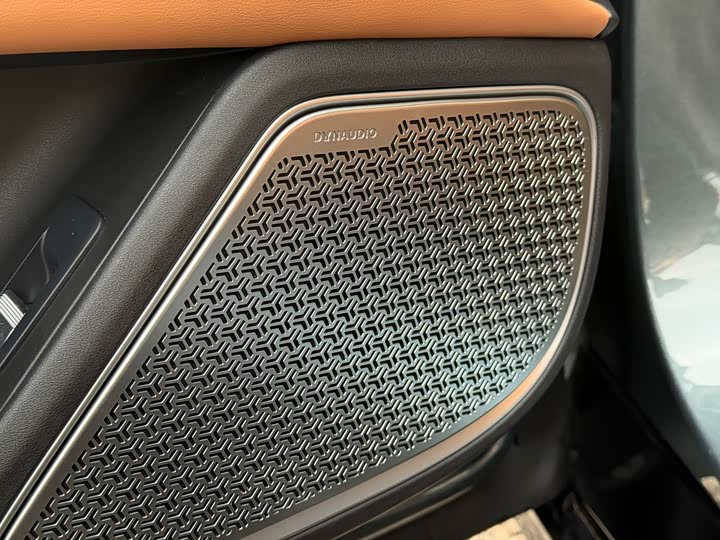 BYD Han L 2025 2025款 DM-i 200KM激光雷达旗舰型