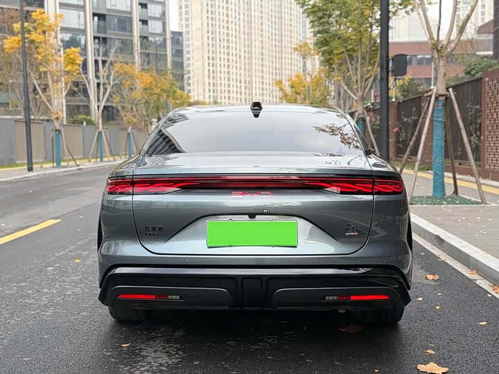 BYD Han L 2025 2025款 DM-i 200KM激光雷达旗舰型