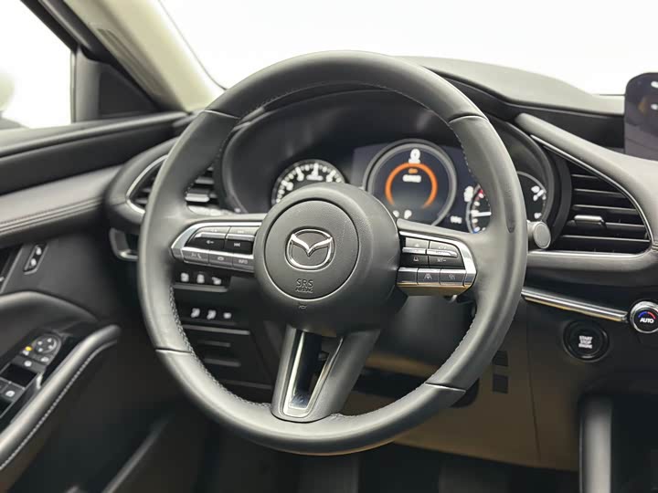 Mazda 3 (Axela) 2023 2023款 2.0L 自动质臻版