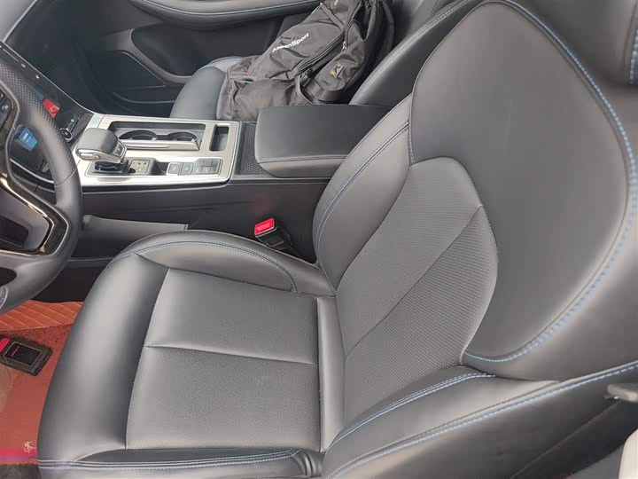 Roewe RX5 2023 2023款 PLUS 330TGI 自动领潮智惠版