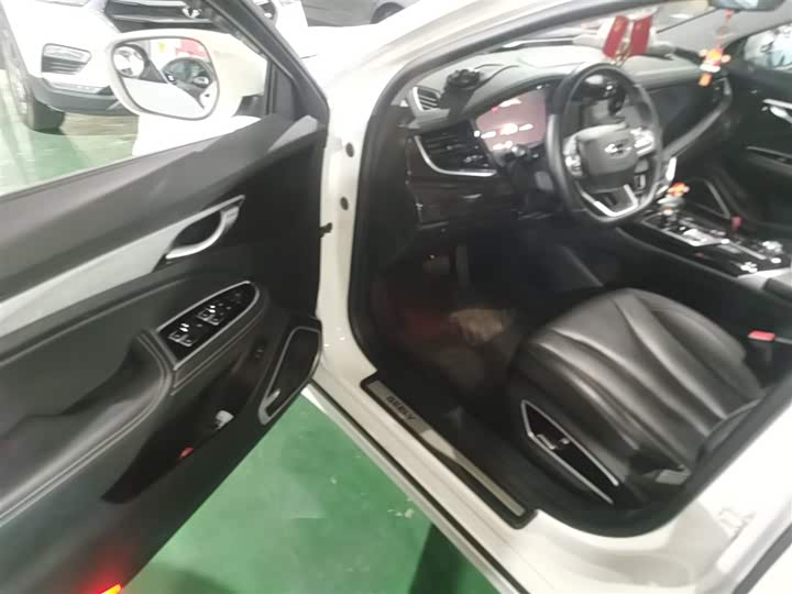 Geely Emgrand GT 2021 2021款 1.8T 领航版+