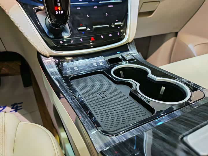 Buick GL8 ES 2023 2023款 ES陆尊 舒适型