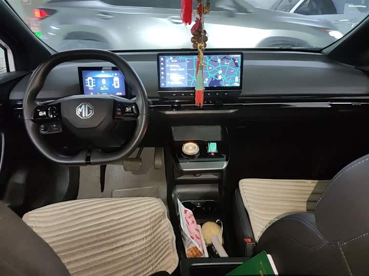 MG Motor 4 EV 2023 2023款 415km 出海冠军版