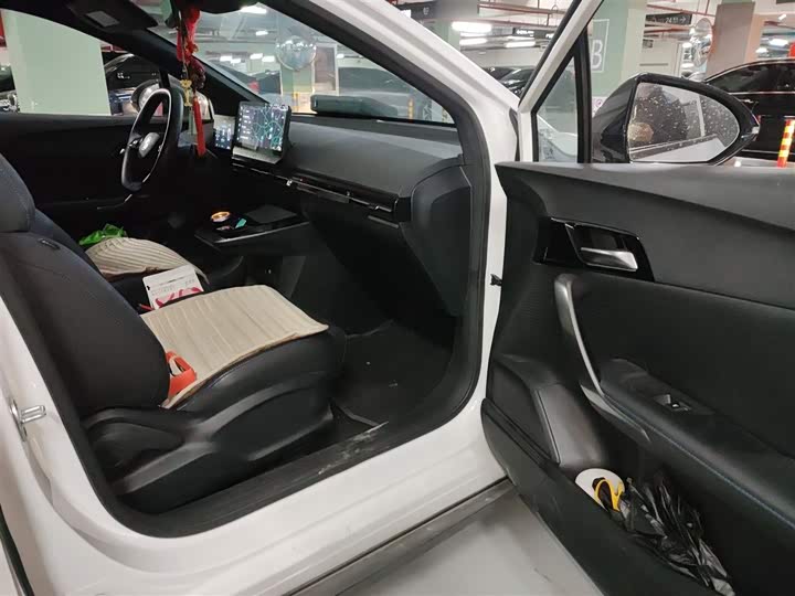 MG Motor 4 EV 2023 2023款 415km 出海冠军版