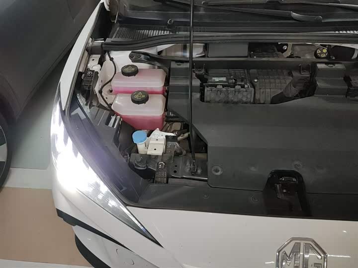 MG Motor 4 EV 2023 2023款 415km 出海冠军版
