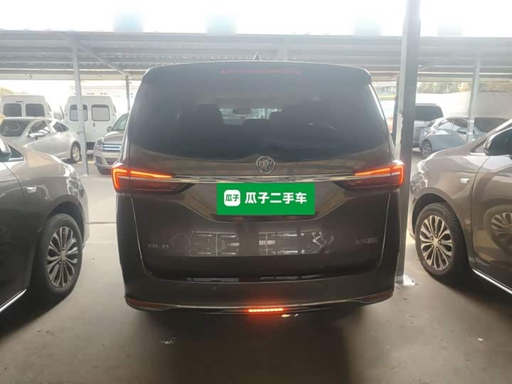 Buick GL8 ES 2023 2023款 改款 陆上公务舱 豪华型