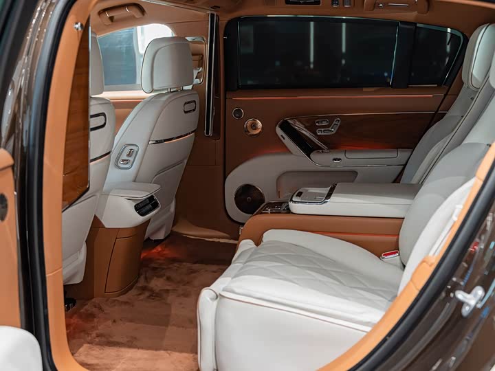 Maextro S800 2025 2025款 增程 星辉行政版 4座