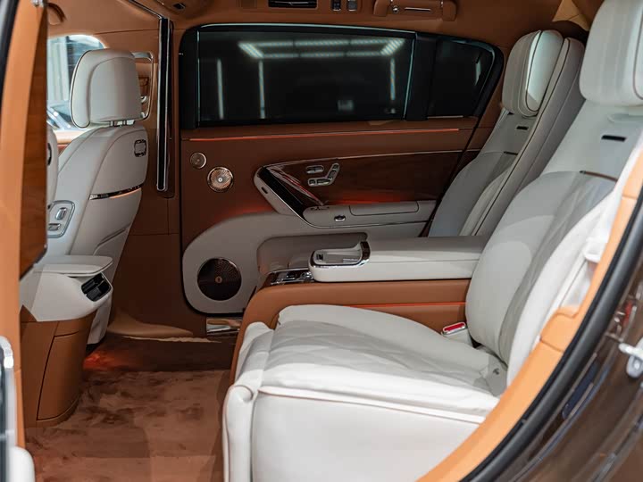 Maextro S800 2025 2025款 增程 星辉行政版 4座