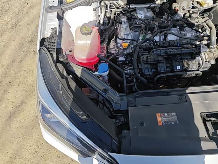 Roewe i5 2023 2023款 1.5L 手动舒享版