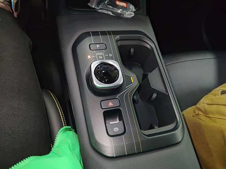 Toyota bZ5 2025 2025款 550 PRO