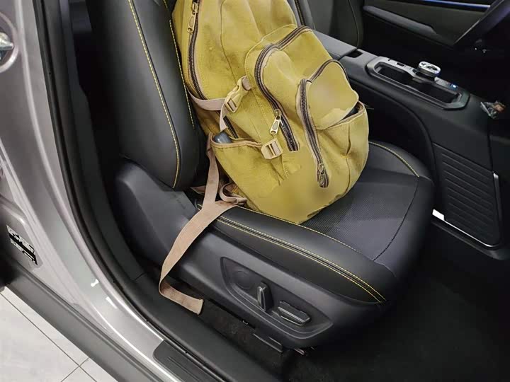 Toyota bZ5 2025 2025款 550 PRO