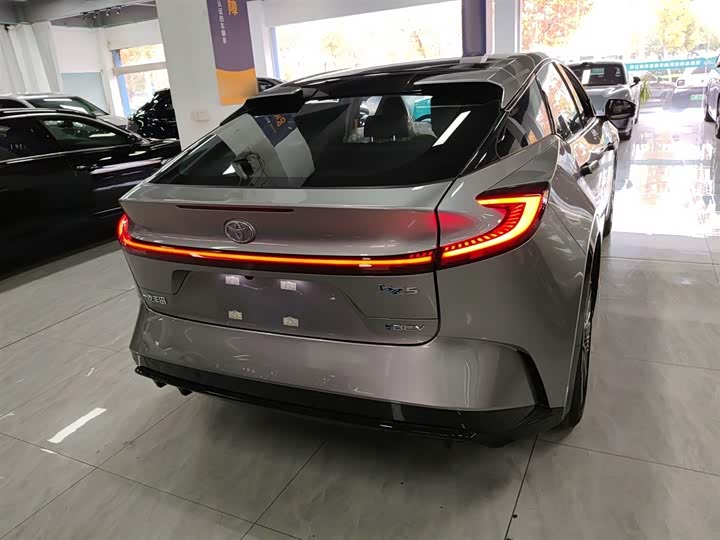 Toyota bZ5 2025 2025款 550 PRO