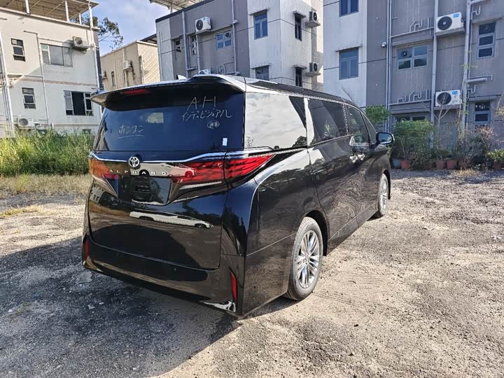 Toyota Alphard 2025 2025款 双擎 2.5L 尊贵黄金版